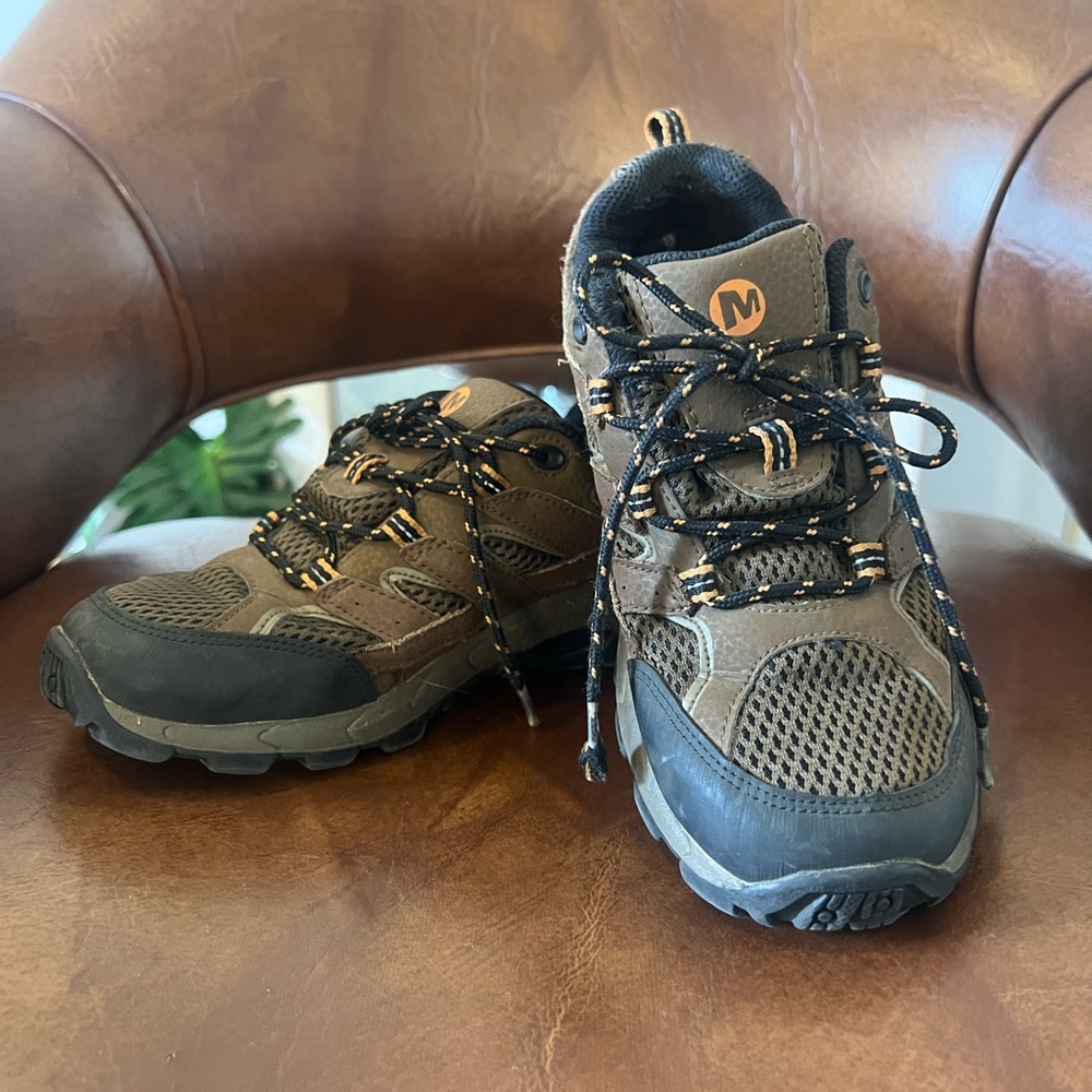 Merrell Kids Brown and Black Sneakers